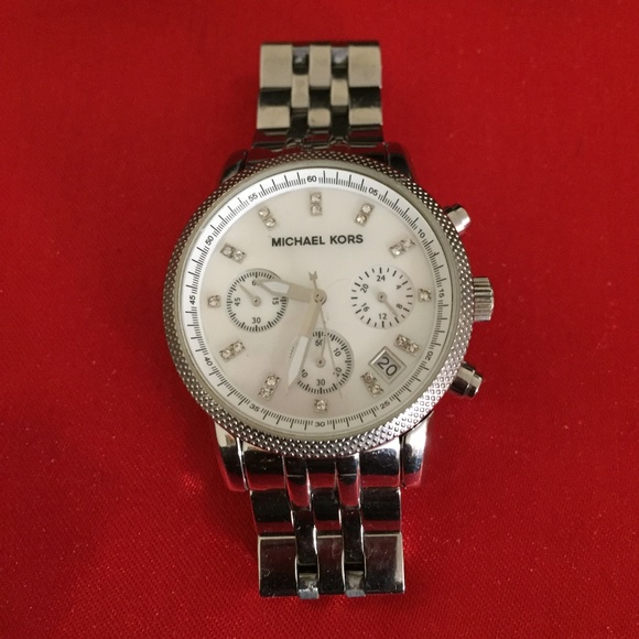 Michael Kors Women's Mother of Pearl Dial Watch - Picture 1 of 4